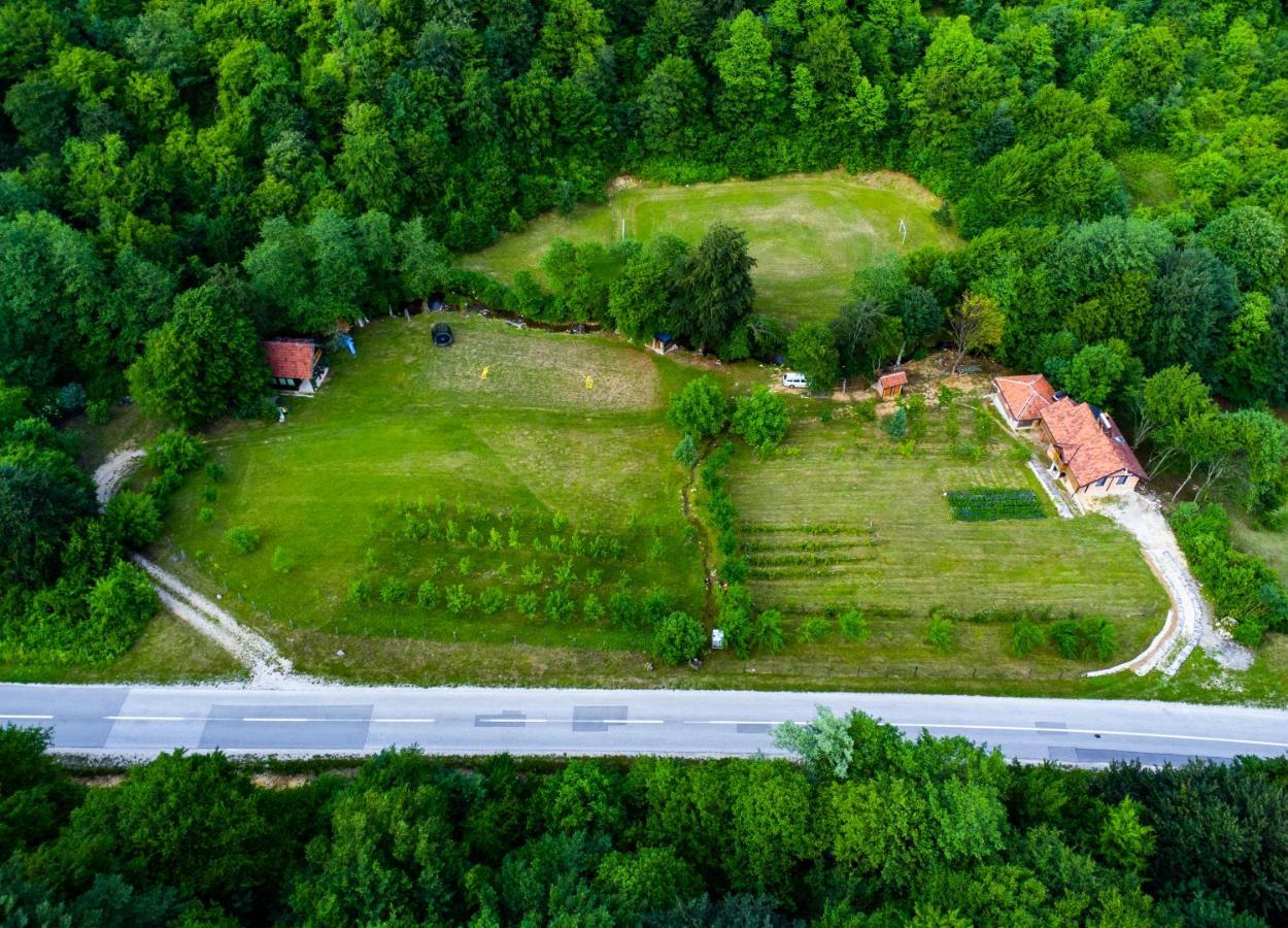 Kuca U Sumi - Forrest House Near Una National Park Біхач Екстер'єр фото